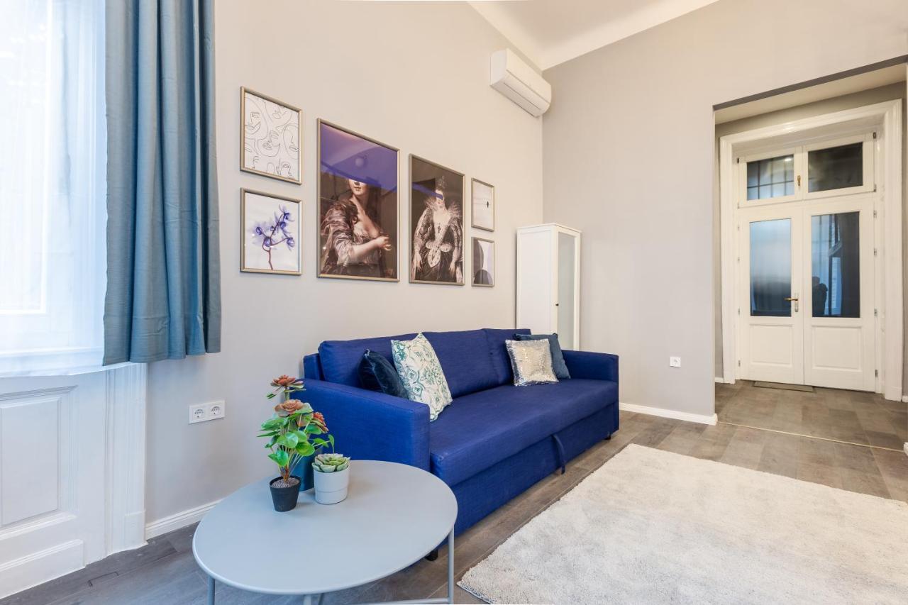 W33 - Prime Location - Comfortable Quality Apartments By Bqa Budapest Exteriör bild