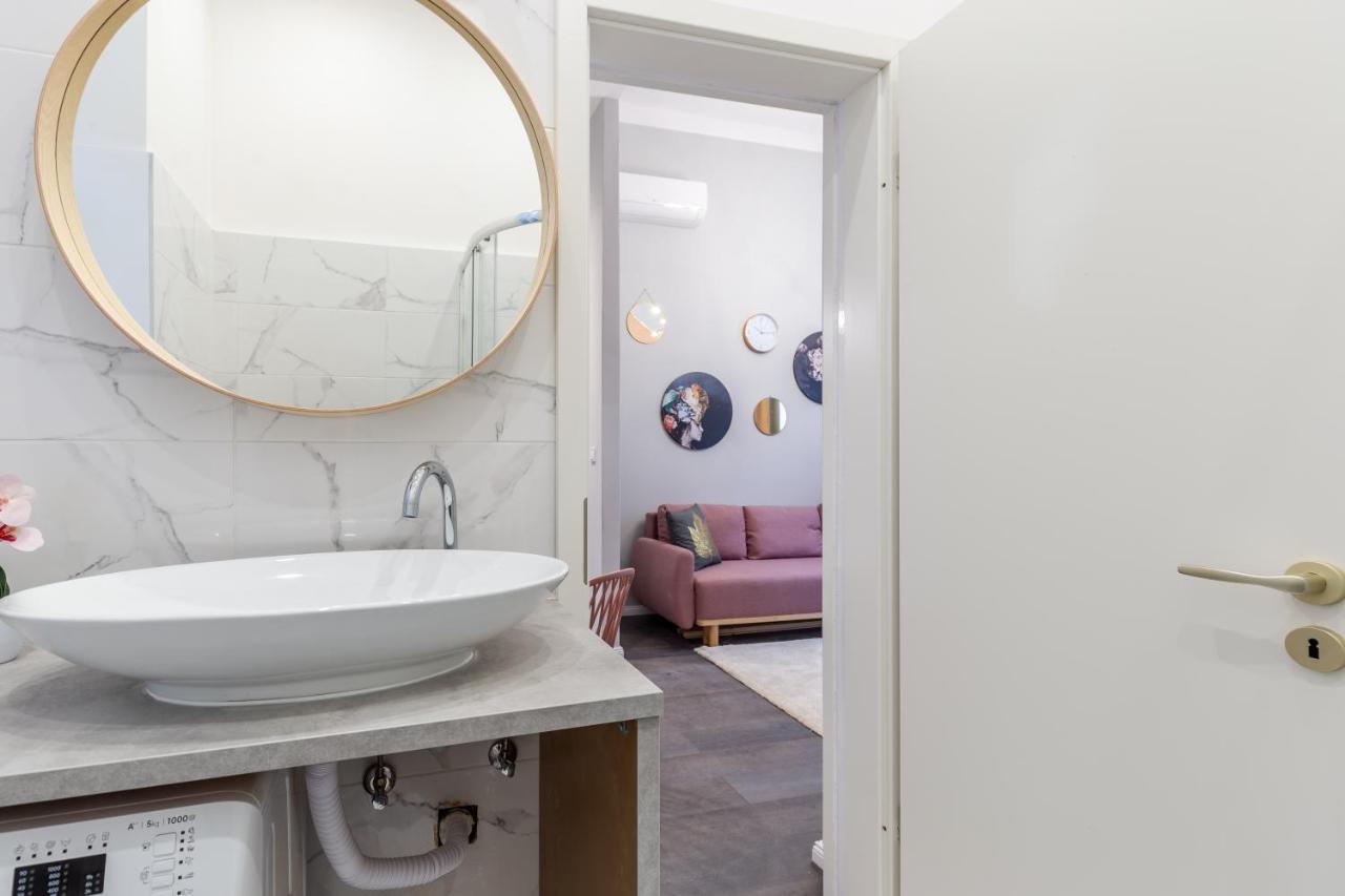 W33 - Prime Location - Comfortable Quality Apartments By Bqa Budapest Exteriör bild