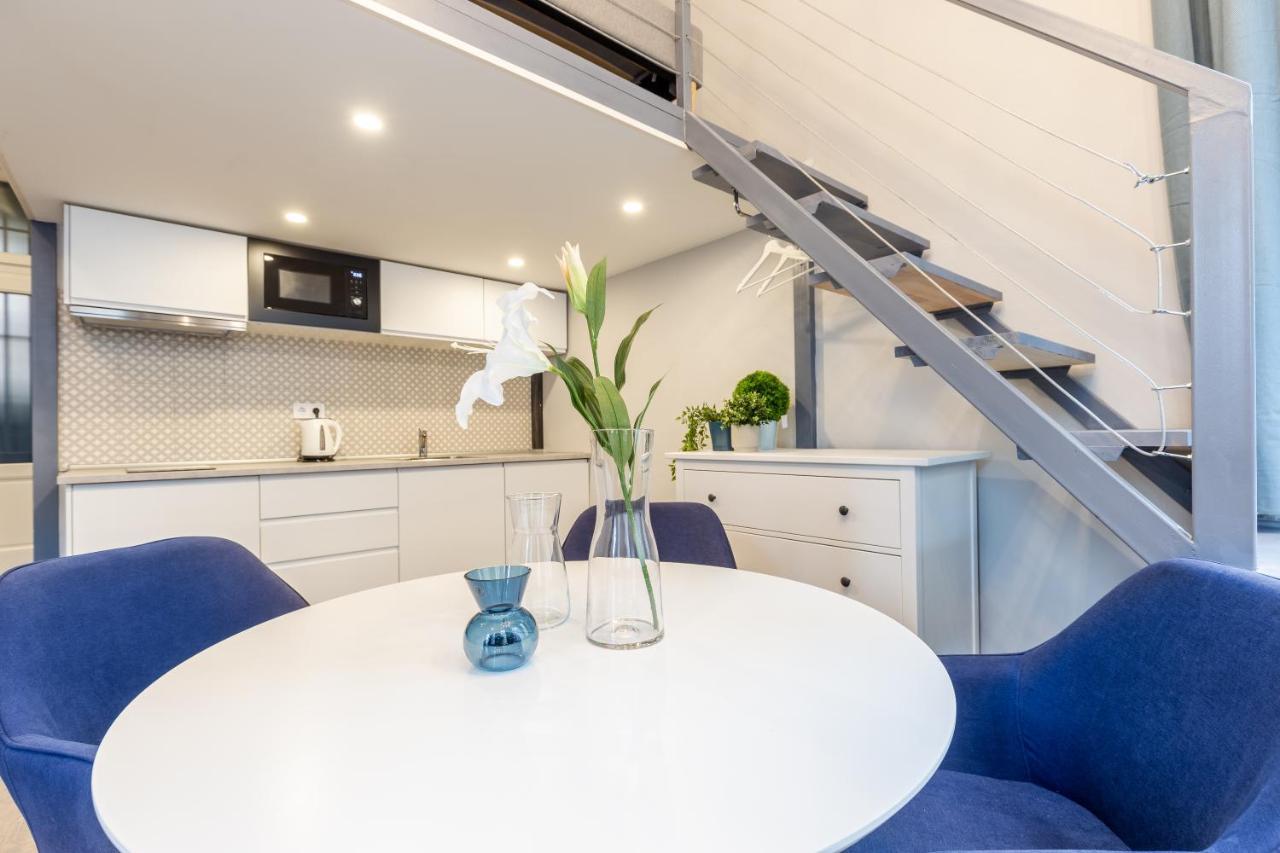 W33 - Prime Location - Comfortable Quality Apartments By Bqa Budapest Exteriör bild