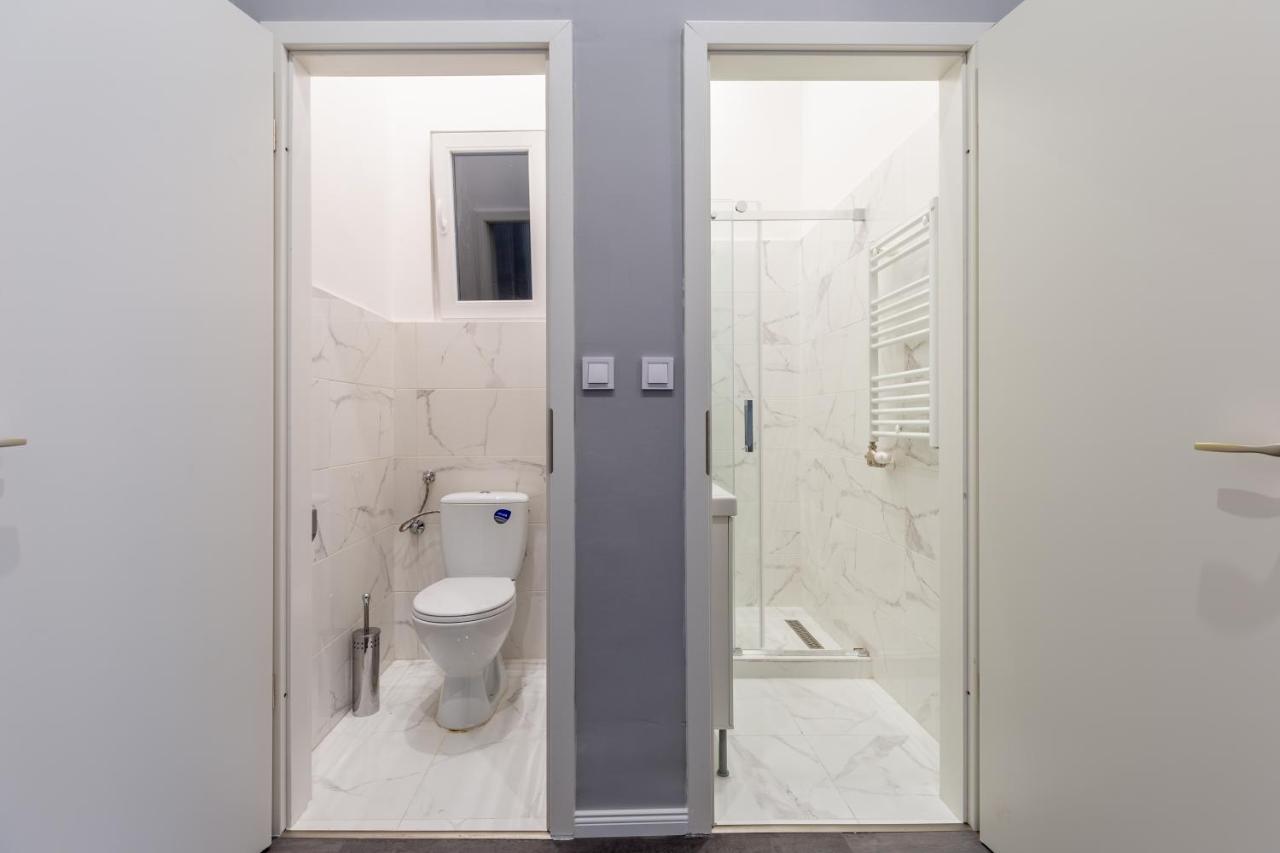 W33 - Prime Location - Comfortable Quality Apartments By Bqa Budapest Exteriör bild