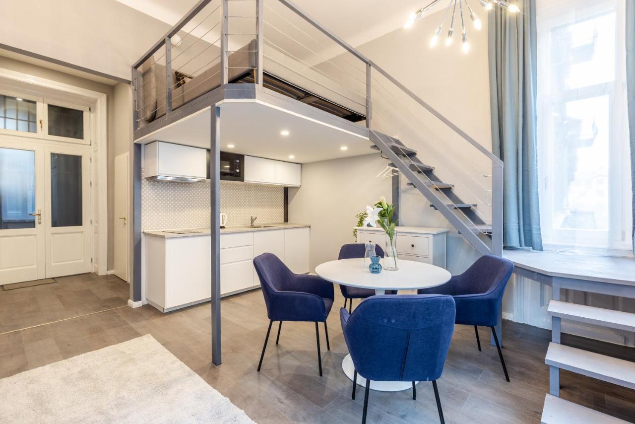 W33 - Prime Location - Comfortable Quality Apartments By Bqa Budapest Exteriör bild