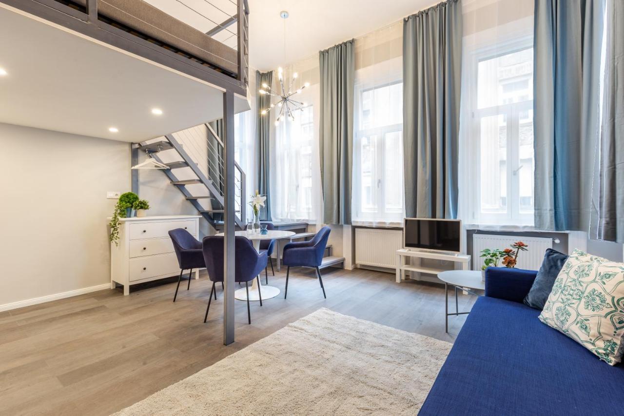W33 - Prime Location - Comfortable Quality Apartments By Bqa Budapest Exteriör bild