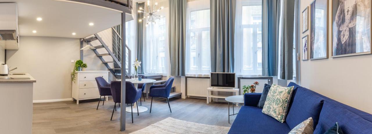 W33 - Prime Location - Comfortable Quality Apartments By Bqa Budapest Exteriör bild